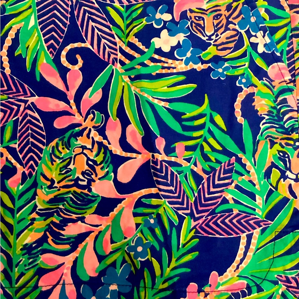 Vibrant XL Lily Short